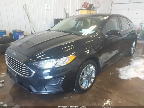 3FA6P0LU8LR123611 2020 FORD FUSION - Image 2