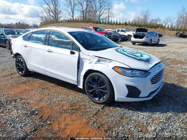 3FA6P0LU8LR173490 2020 FORD FUSION - Image 1