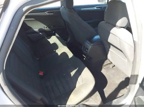 3FA6P0LU8LR173490 2020 FORD FUSION - Image 8