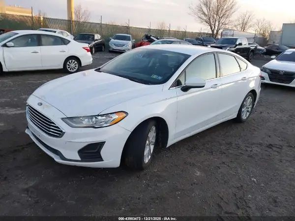3FA6P0LU8LR183176 2020 FORD FUSION - Image 2