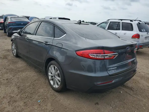 3FA6P0LU8LR185574 2020 FORD FUSION - Image 2
