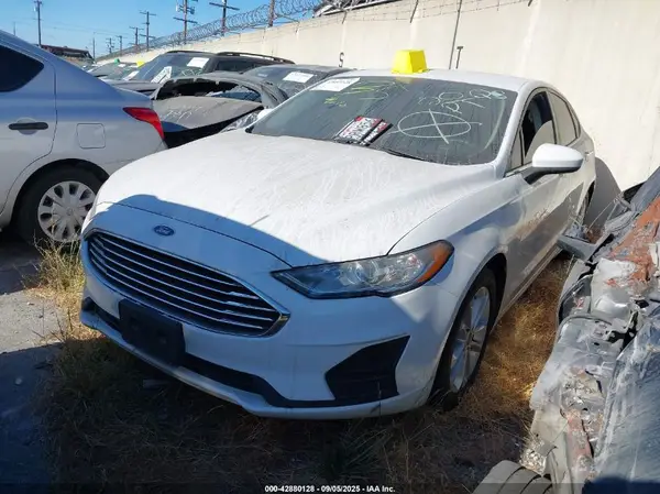 3FA6P0LU8LR189463 2020 FORD FUSION - Image 2