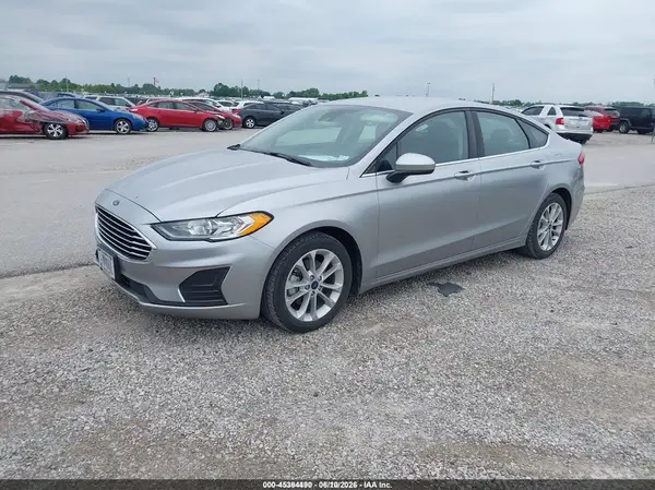 3FA6P0LU8LR197028 2020 FORD FUSION - Image 2