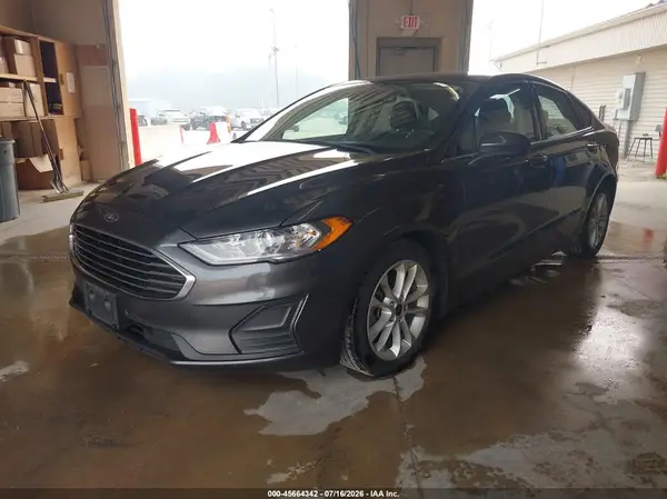 3FA6P0LU8LR200610 2020 FORD FUSION - Image 2