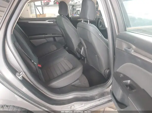3FA6P0LU8LR200610 2020 FORD FUSION - Image 8