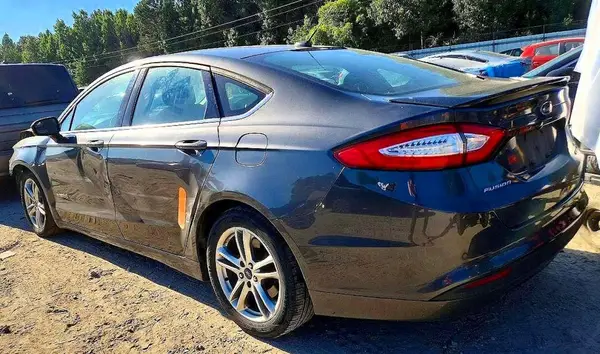 3FA6P0LU9GR100098 2016 FORD FUSION - Image 2