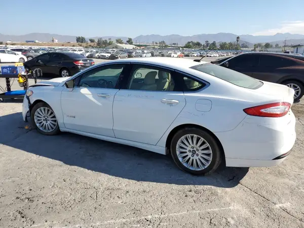 3FA6P0LU9GR157112 2016 FORD FUSION - Image 2