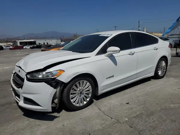 3FA6P0LU9GR187663 2016 FORD FUSION - Image 1