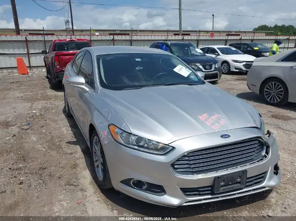 3FA6P0LU9GR203778 2016 FORD FUSION - Image 1