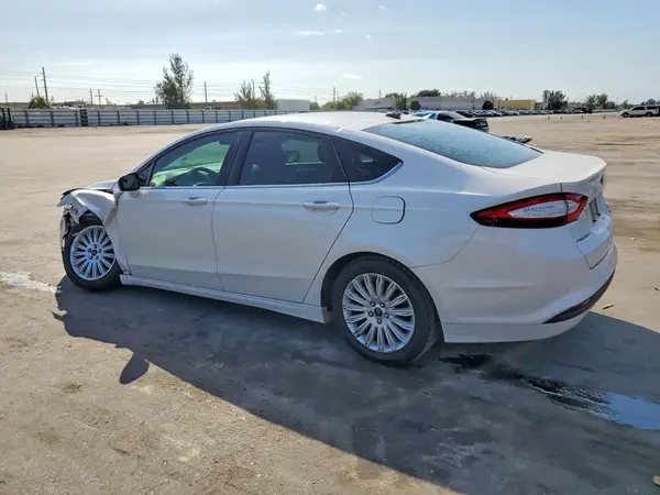 3FA6P0LU9GR277556 2016 FORD FUSION - Image 2