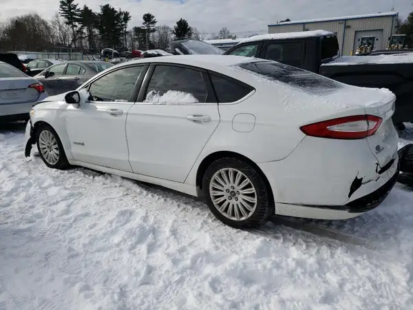 3FA6P0LU9GR332961 2016 FORD FUSION - Image 2