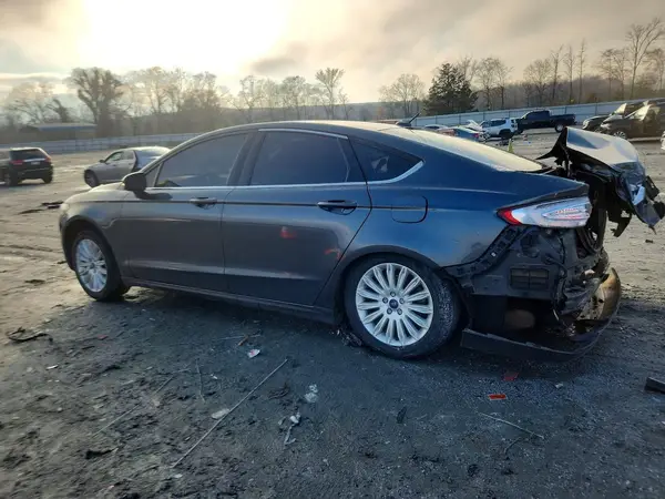 3FA6P0LU9GR397812 2016 FORD FUSION - Image 2