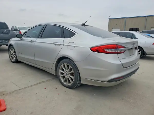 3FA6P0LU9HR165339 2017 FORD FUSION - Image 2
