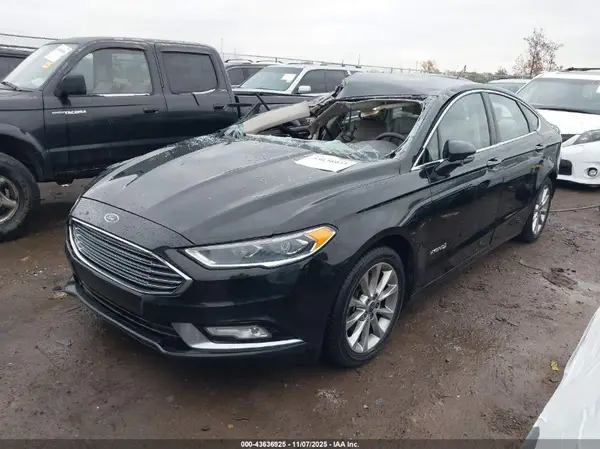 3FA6P0LU9HR179421 2017 FORD FUSION - Image 2