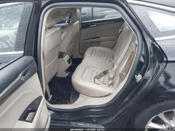 3FA6P0LU9HR179421 2017 FORD FUSION - Image 8