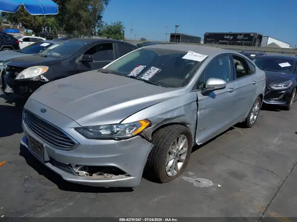 3FA6P0LU9HR218007 2017 FORD FUSION - Image 2
