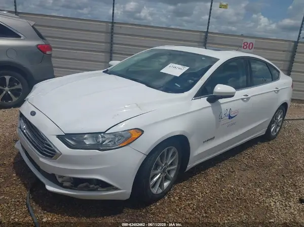 3FA6P0LU9HR222817 2017 FORD FUSION - Image 2