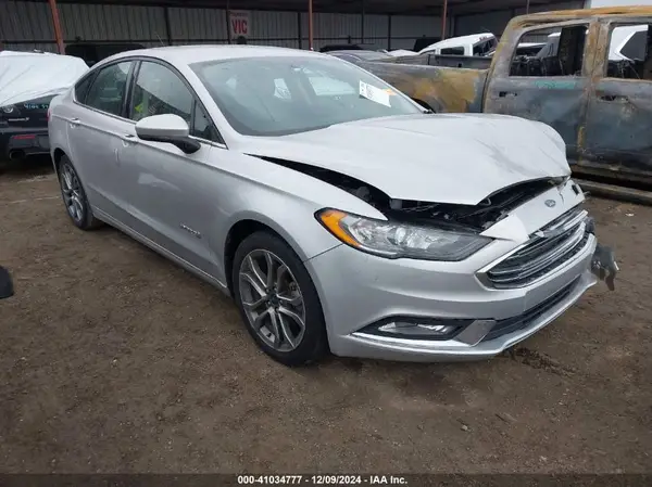 3FA6P0LU9HR234031 2017 FORD FUSION - Image 1