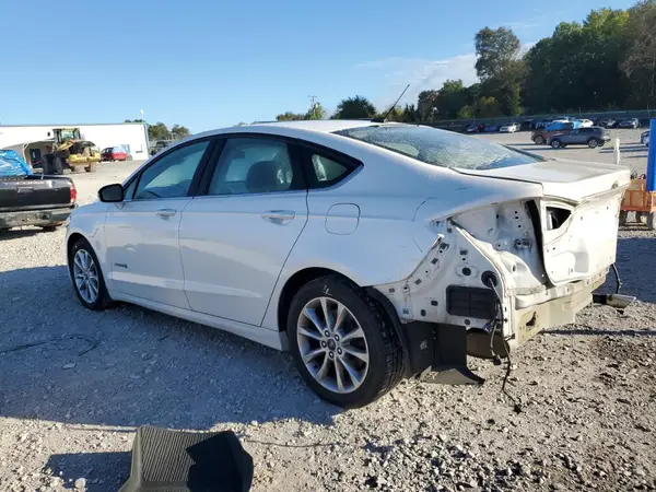 3FA6P0LU9HR236622 2017 FORD FUSION - Image 2