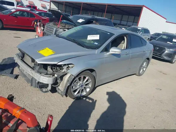 3FA6P0LU9HR244493 2017 FORD FUSION - Image 2