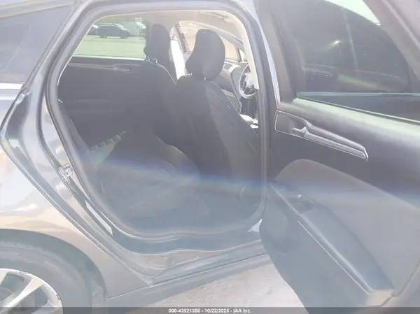 3FA6P0LU9HR254991 2017 FORD FUSION - Image 8