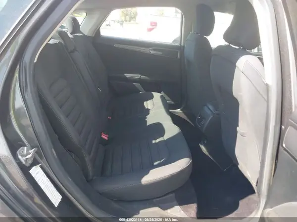 3FA6P0LU9HR266025 2017 FORD FUSION - Image 8