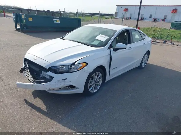 3FA6P0LU9HR278417 2017 FORD FUSION - Image 2