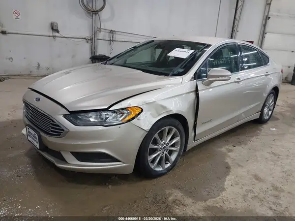 3FA6P0LU9HR296822 2017 FORD FUSION - Image 2