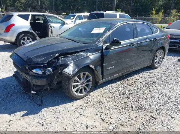 3FA6P0LU9HR301226 2017 FORD FUSION - Image 2