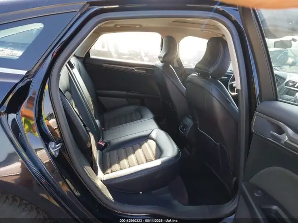 3FA6P0LU9HR314509 2017 FORD FUSION - Image 8
