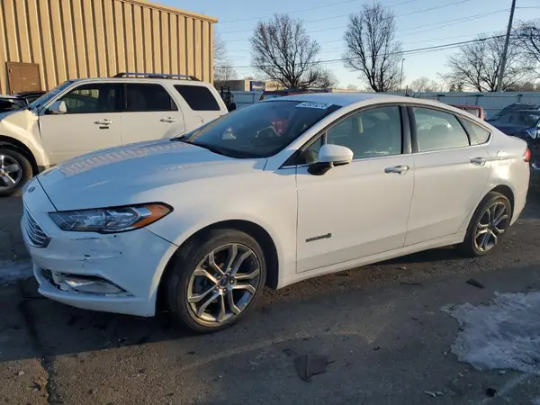 3FA6P0LU9HR315756 2017 FORD FUSION - Image 1