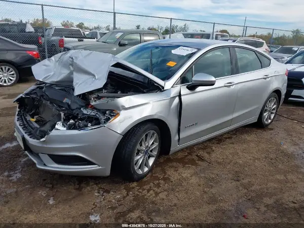 3FA6P0LU9HR325462 2017 FORD FUSION - Image 2
