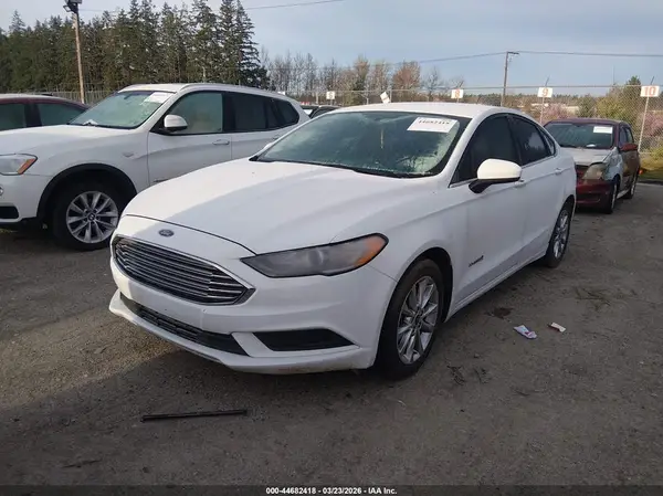 3FA6P0LU9HR326983 2017 FORD FUSION - Image 2