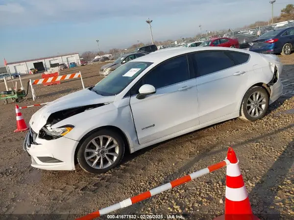 3FA6P0LU9HR344514 2017 FORD FUSION - Image 2