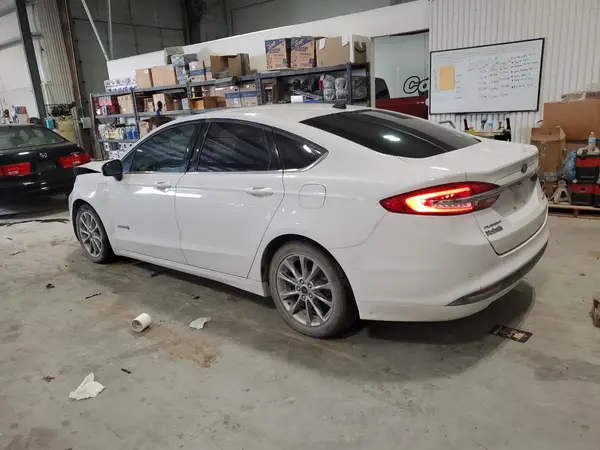 3FA6P0LU9HR344660 2017 FORD FUSION - Image 2