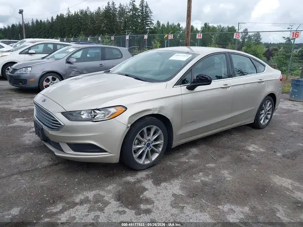 3FA6P0LU9HR355321 2017 FORD FUSION - Image 2