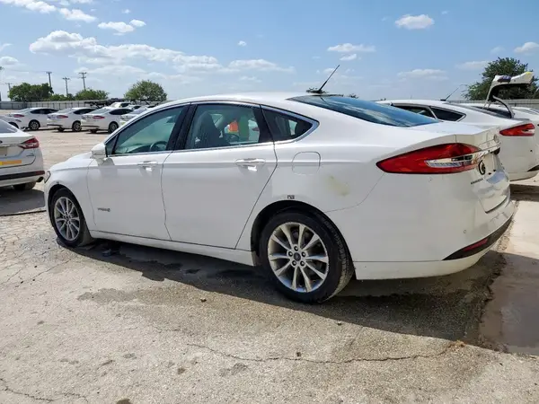 3FA6P0LU9HR359675 2017 FORD FUSION - Image 2