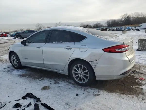 3FA6P0LU9HR384799 2017 FORD FUSION - Image 2