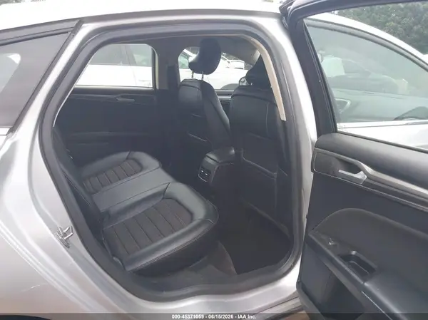 3FA6P0LU9HR387184 2017 FORD FUSION - Image 8