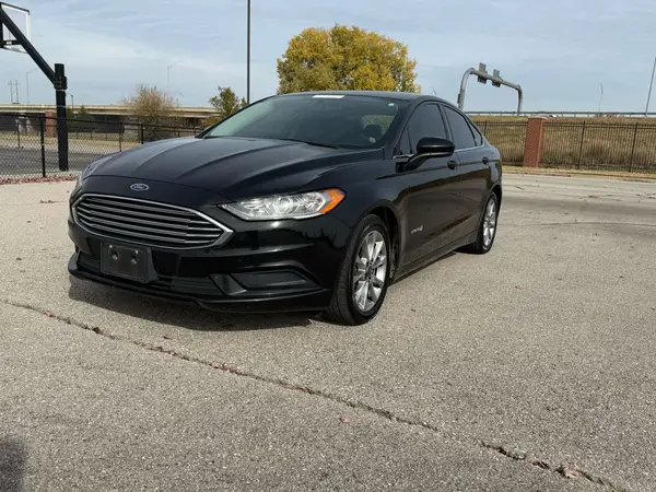 3FA6P0LU9HR398945 2017 FORD FUSION - Image 2