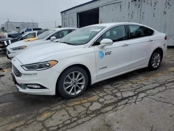 3FA6P0LU9HR409085 2017 FORD FUSION - Image 1