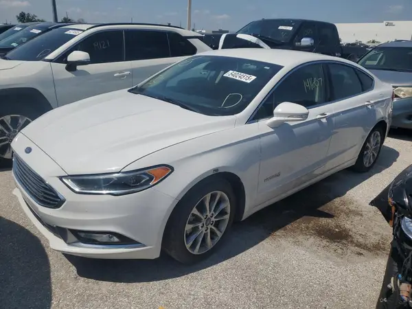 3FA6P0LU9HR409555 2017 FORD FUSION - Image 1