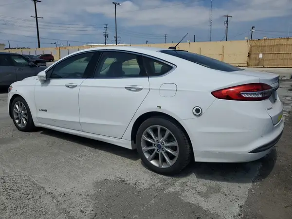 3FA6P0LU9HR409748 2017 FORD FUSION - Image 2