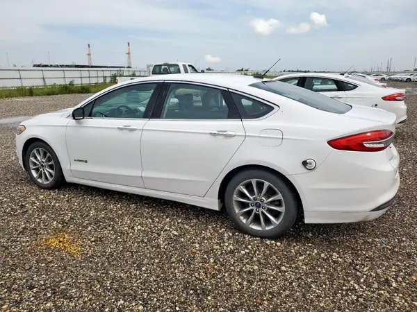 3FA6P0LU9HR410141 2017 FORD FUSION - Image 2