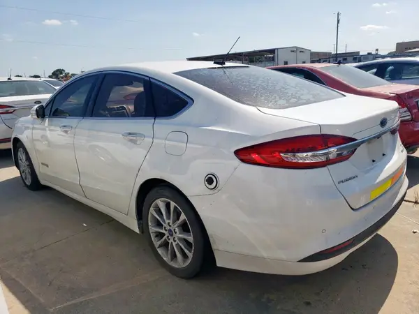 3FA6P0LU9HR410155 2017 FORD FUSION - Image 2