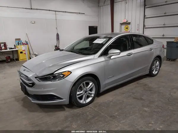 3FA6P0LU9JR118267 2018 FORD FUSION - Image 2
