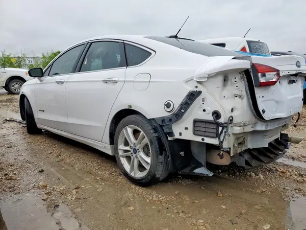 3FA6P0LU9JR118589 2018 FORD FUSION - Image 2