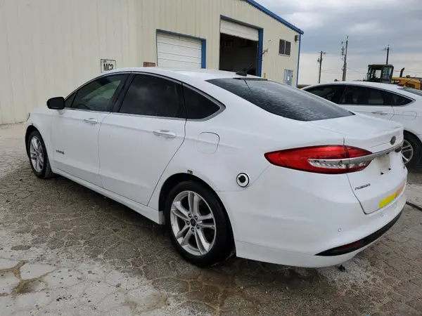 3FA6P0LU9JR118737 2018 FORD FUSION - Image 2