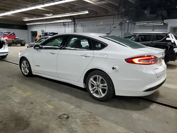 3FA6P0LU9JR118799 2018 FORD FUSION - Image 2