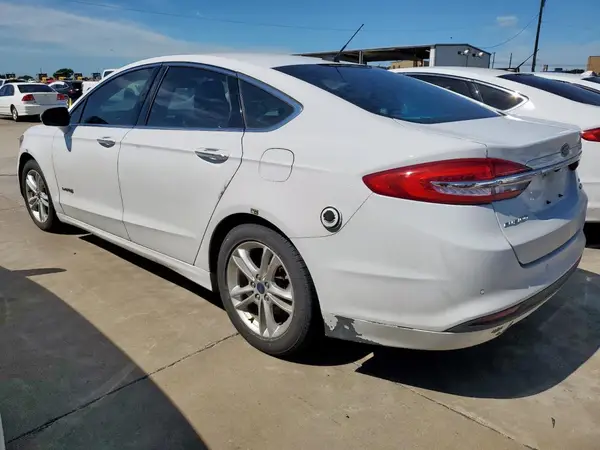 3FA6P0LU9JR129799 2018 FORD FUSION - Image 2